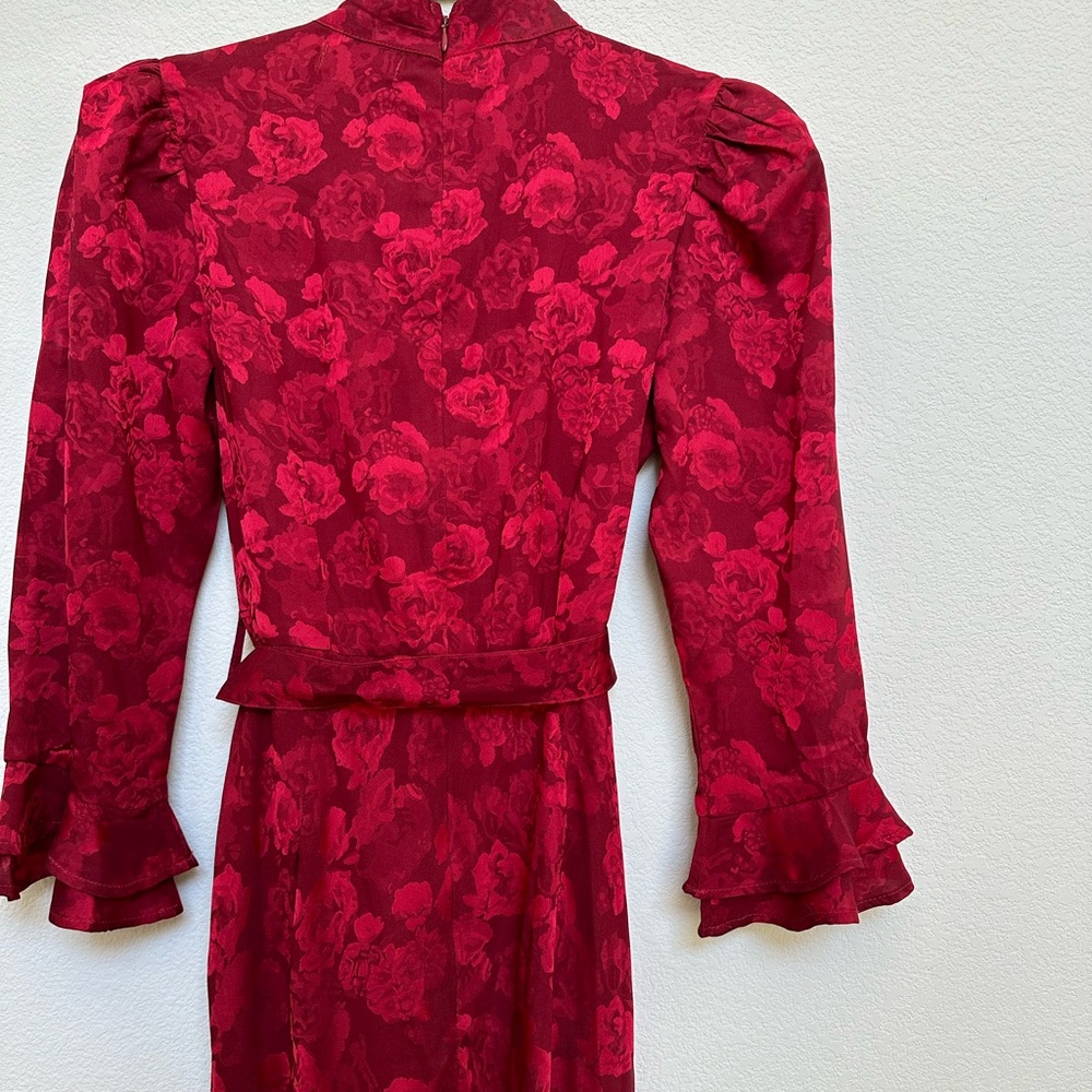 BRAND NEW RAHI Flora Belted Midi Dress - Picture 10 of 14